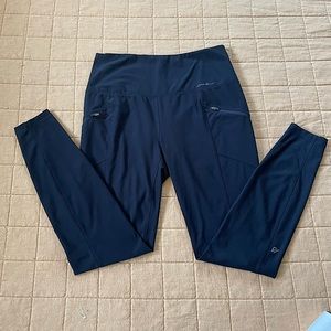 Eddie Bauer leggings medium